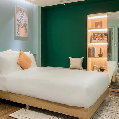 M Village Hotel Ho Guom Hanoi Bagian luar foto