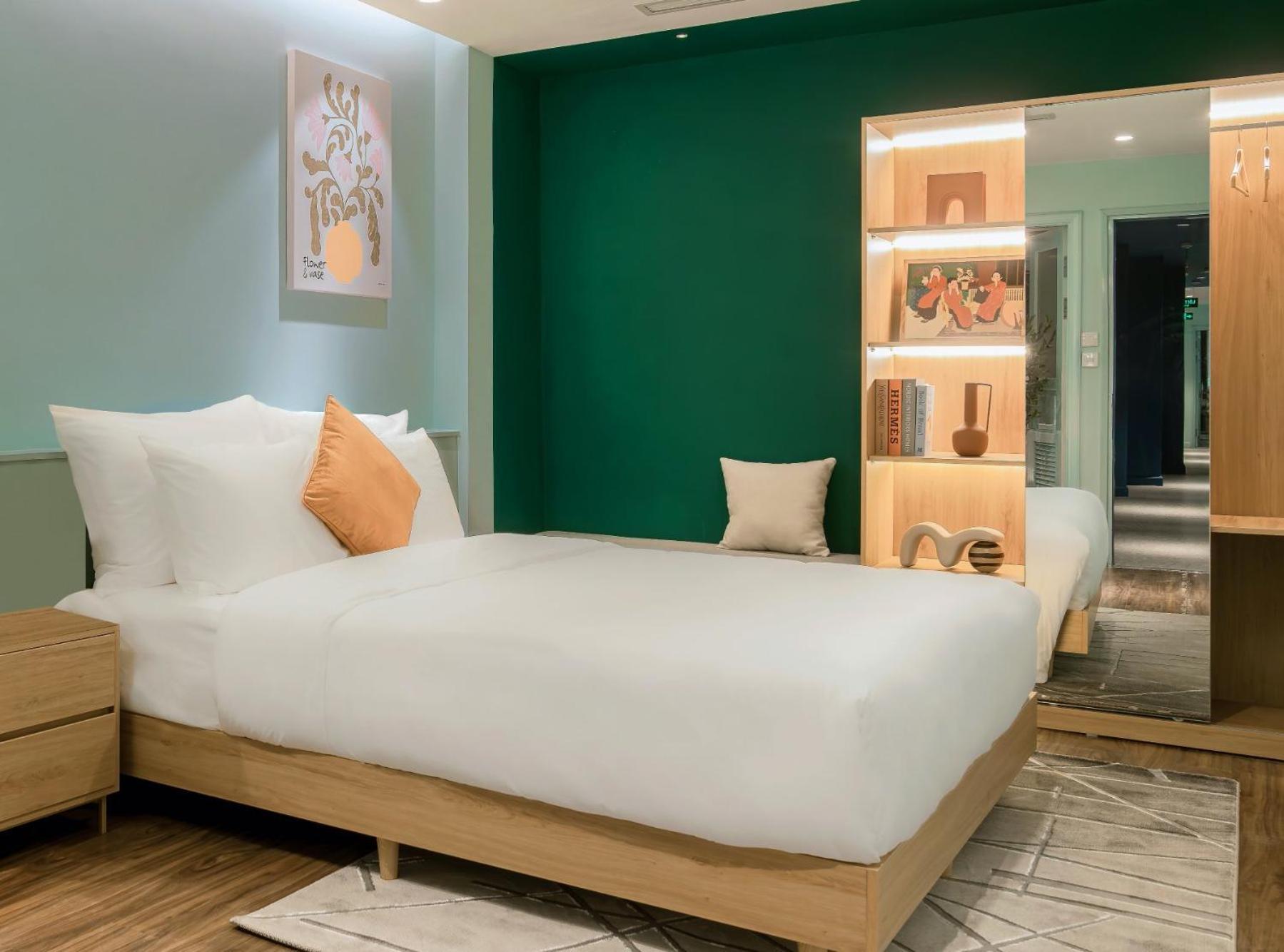 M Village Hotel Ho Guom Hanoi Bagian luar foto