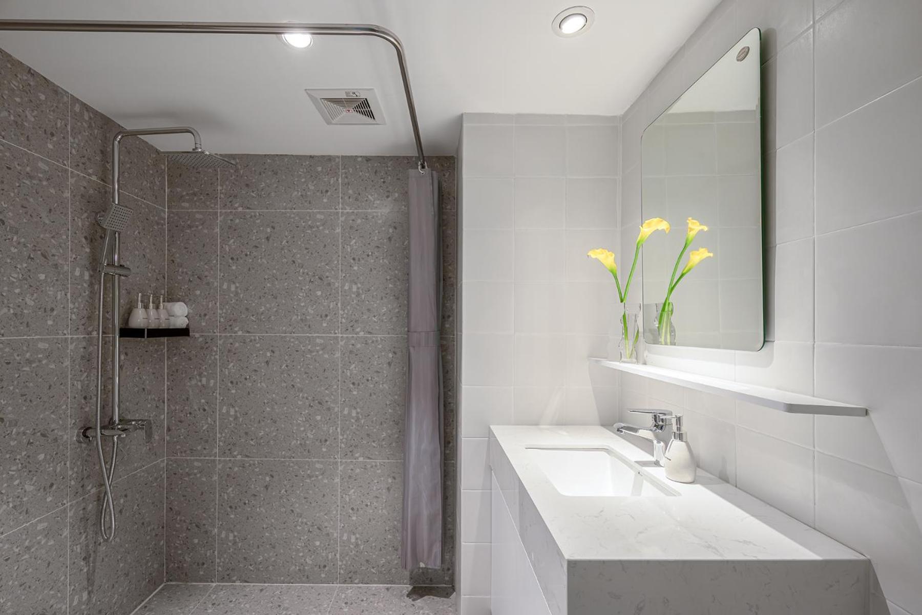 M Village Hotel Ho Guom Hanoi Ruang foto